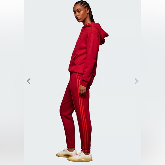 adidas Pants - Adidas Ivy Park Sweatpants size S NWT